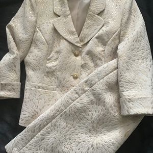 Tradition 2 piece suit